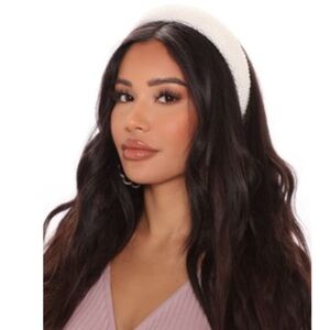 NWT Big Pearl Headband